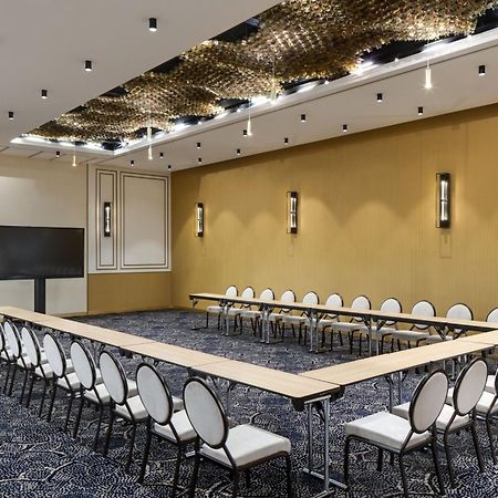 Courtyard By Marriott Cluj - Napoca Downtown Hotel Exterior foto