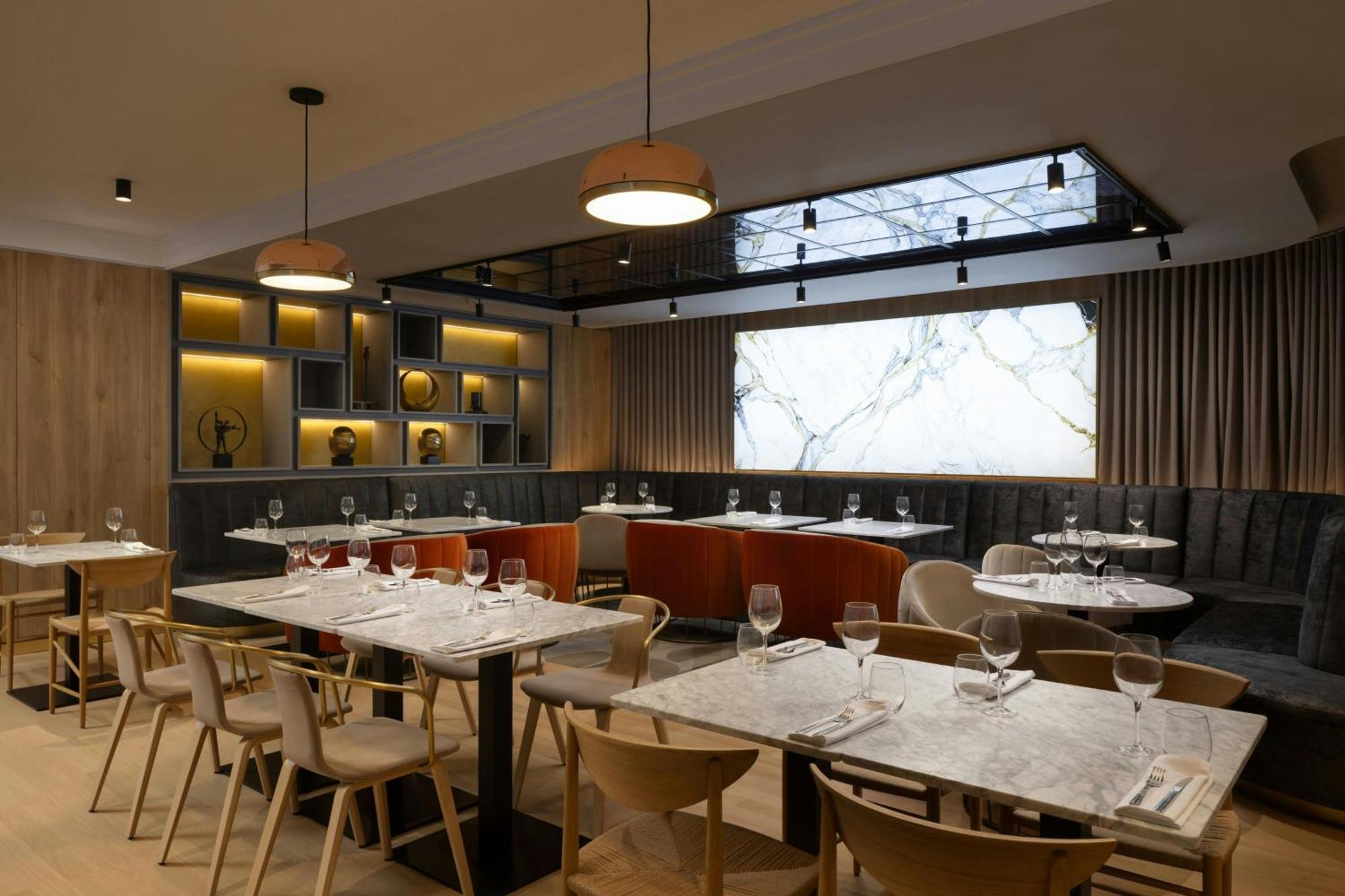 Courtyard By Marriott Cluj - Napoca Downtown Hotel Exterior foto