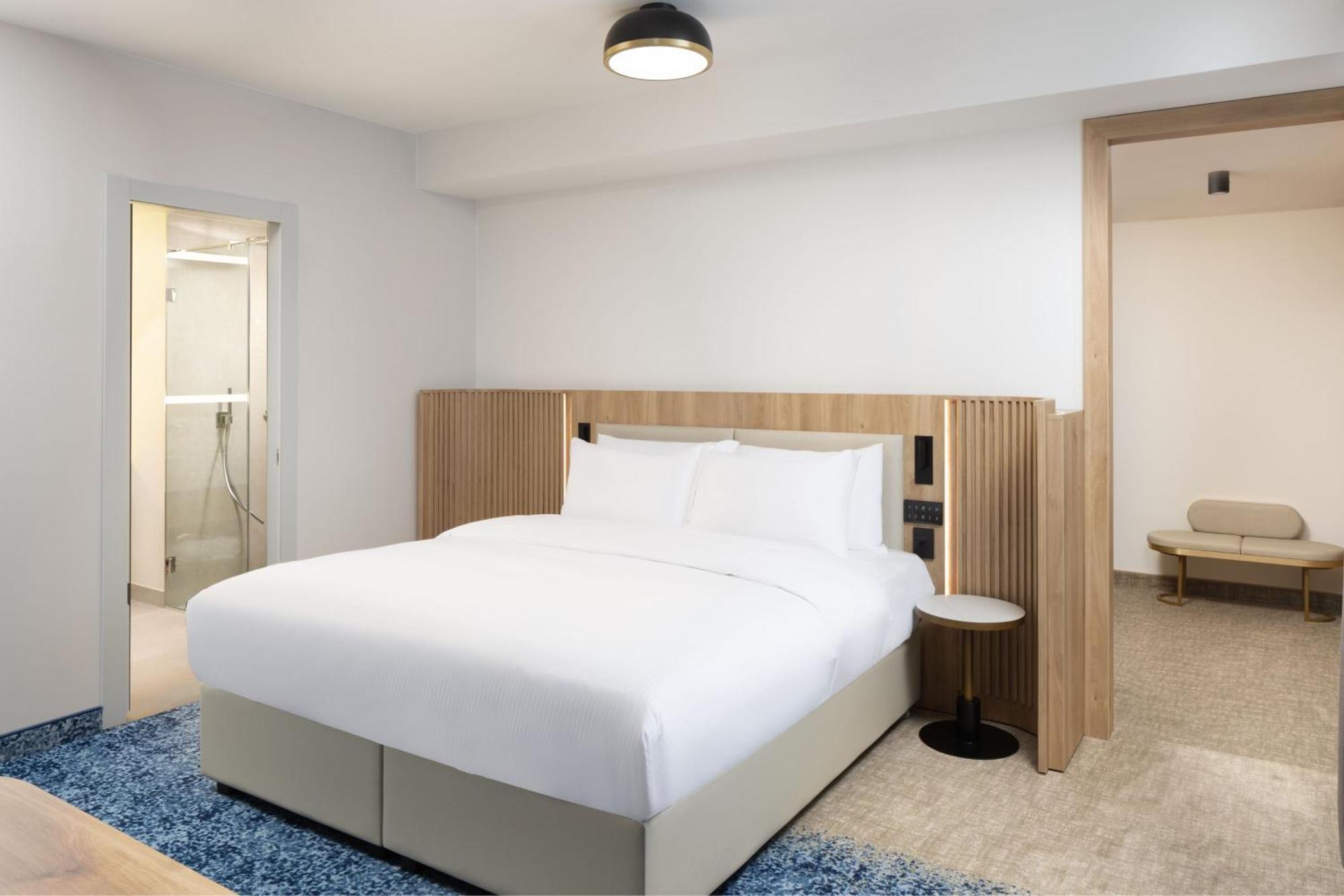 Courtyard By Marriott Cluj - Napoca Downtown Hotel Exterior foto