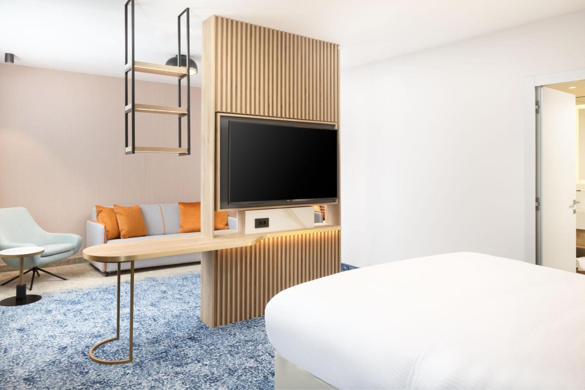 Courtyard By Marriott Cluj - Napoca Downtown Hotel Exterior foto