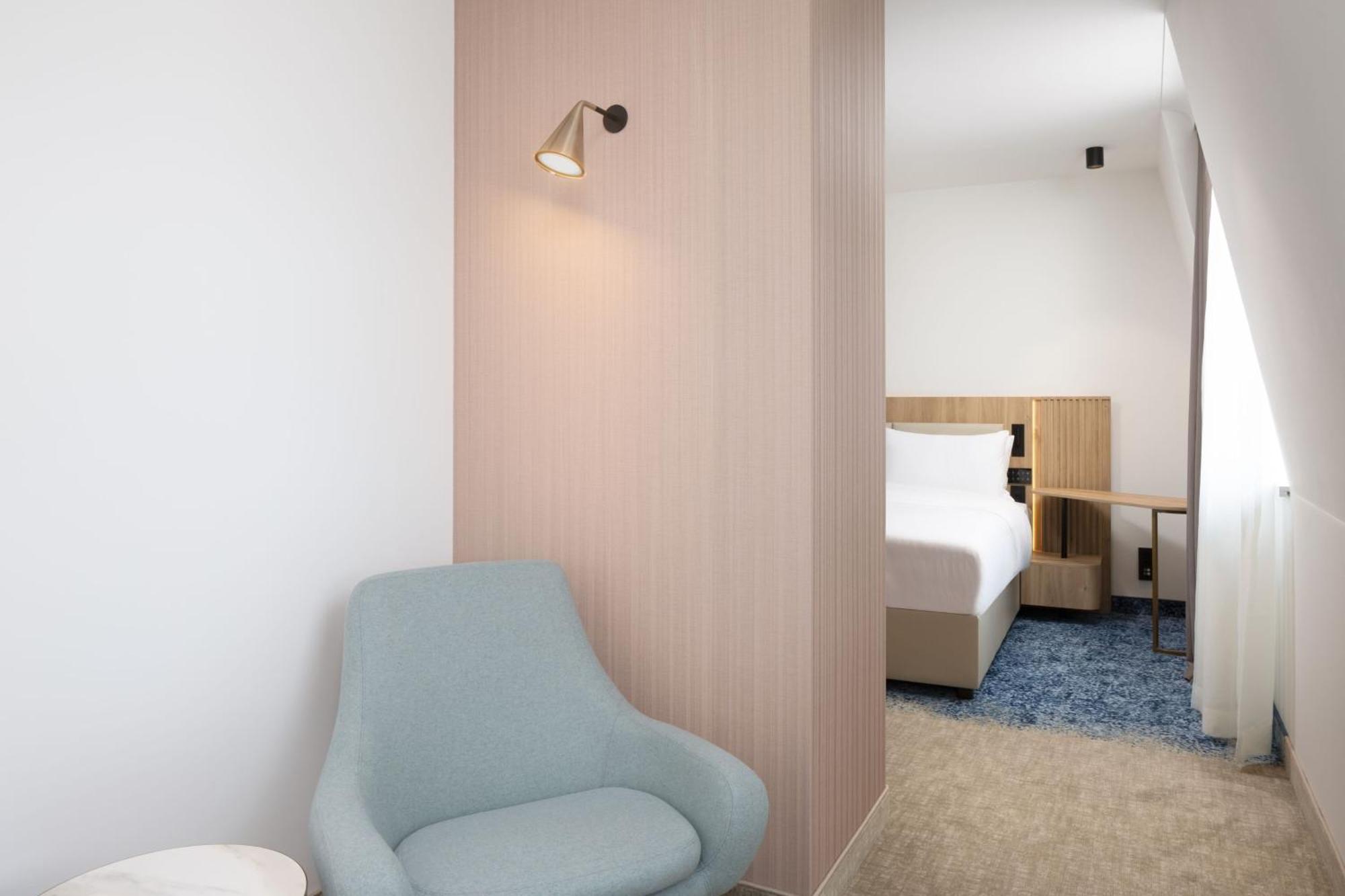 Courtyard By Marriott Cluj - Napoca Downtown Hotel Exterior foto