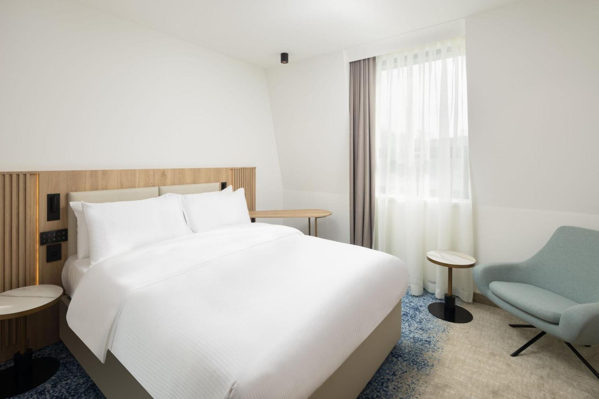 Courtyard By Marriott Cluj - Napoca Downtown Hotel Exterior foto